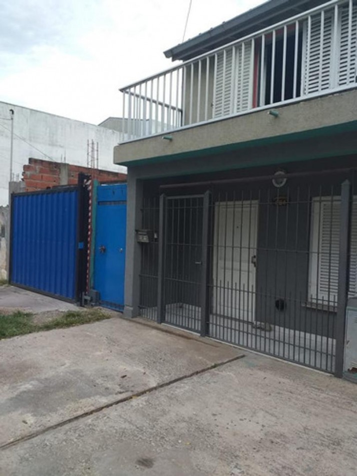 Deposito + Vivienda - Puerto