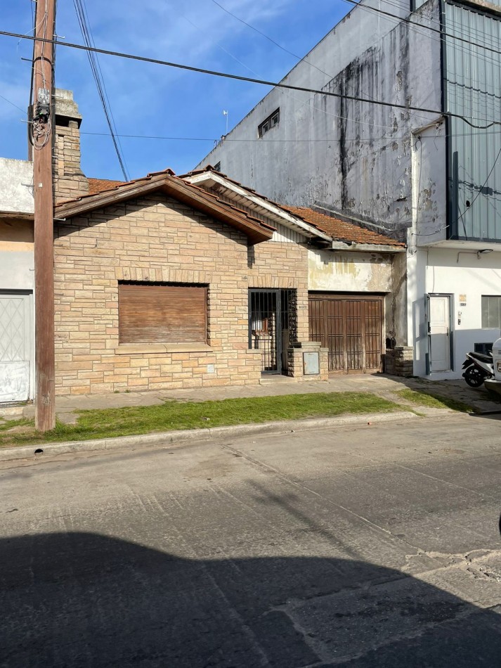 Casa + departamento a reciclar en Zona puerto - APTO INDUSTRIA PESQUERA