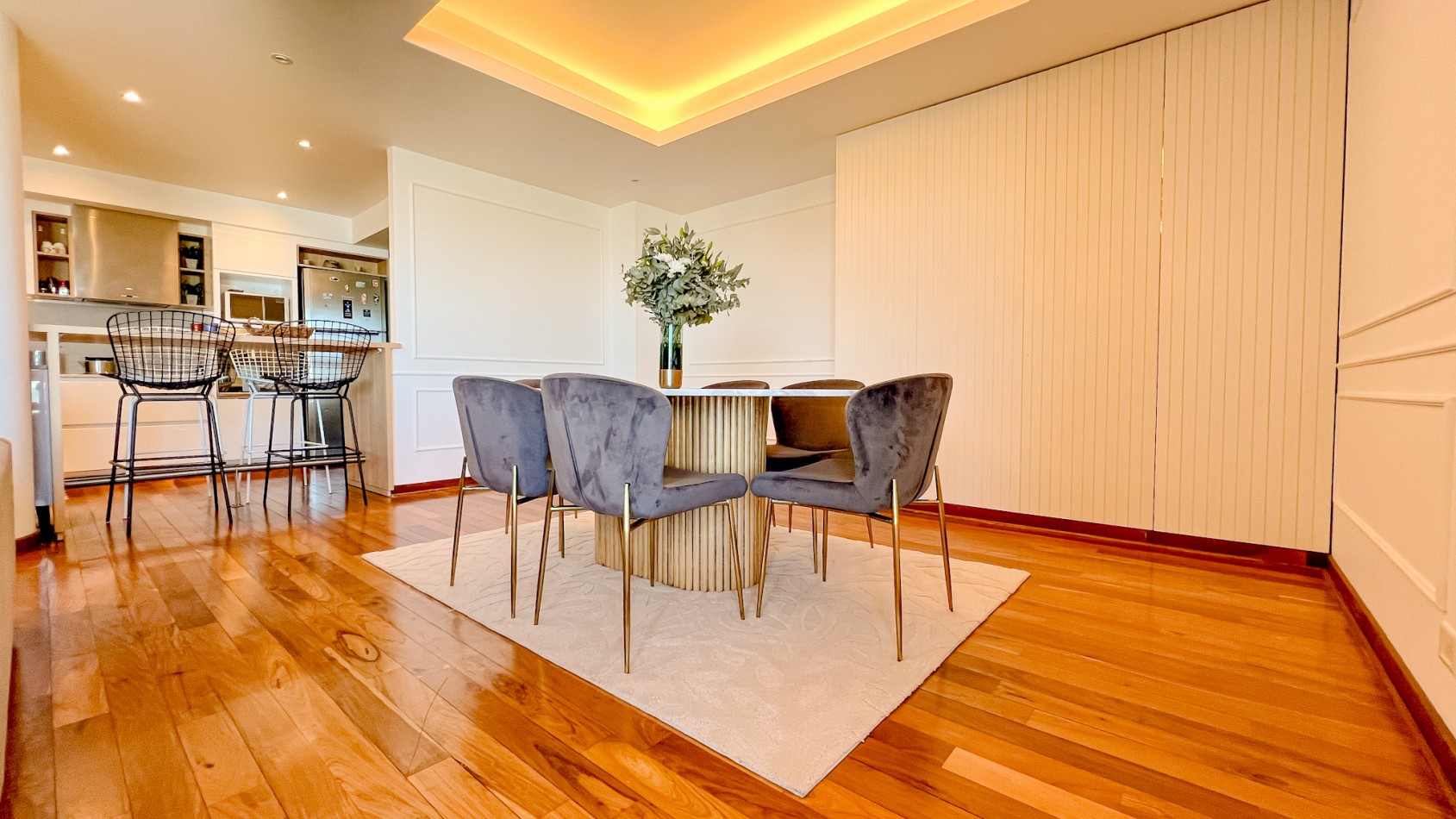 Departamento 4 amb con cochera - Playa Grande - Tourbillon