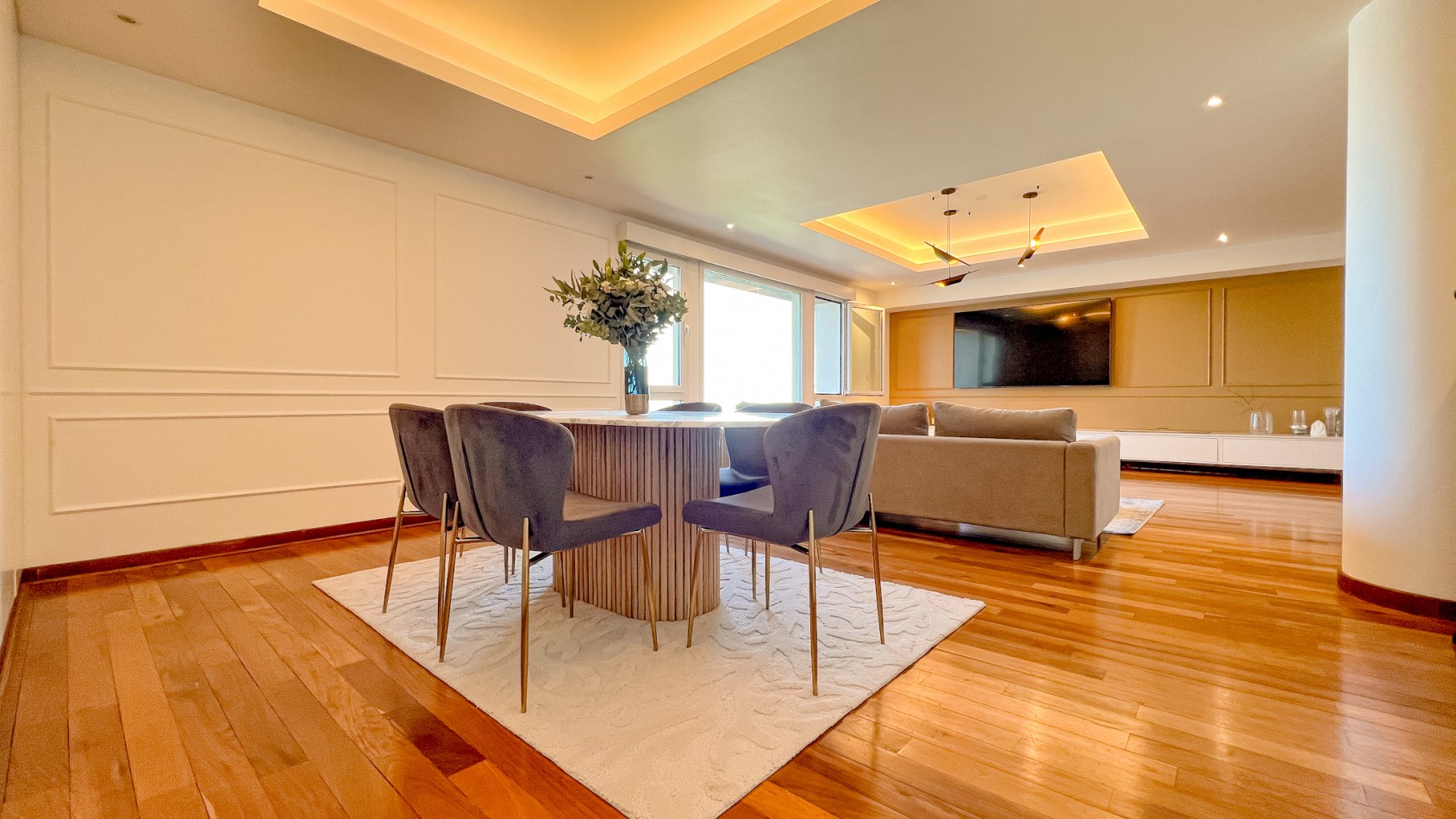 Departamento 4 amb con cochera - Playa Grande - Tourbillon