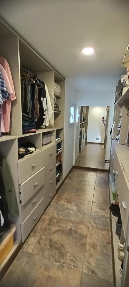 Casa 5 ambientes estilo moderno Zona Mundialista - Mar del Plata -