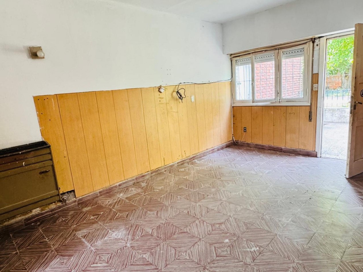 Casa 3 amb con cochera + dpto 2 amb - APTA CREDITO