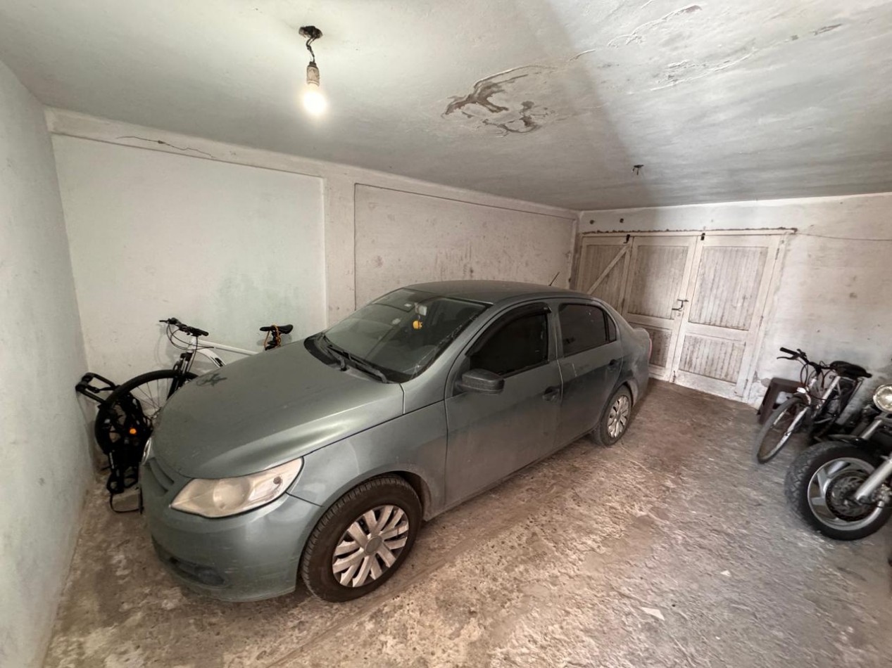 Casa 3 amb con cochera + dpto 2 amb - APTA CREDITO
