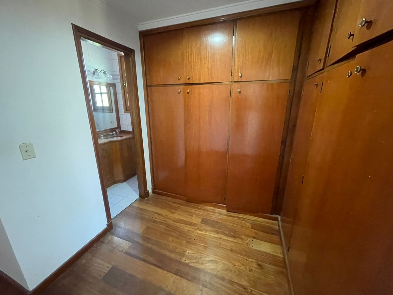 Chalet 5 ambientes - Apto Credito - B° El Martillo