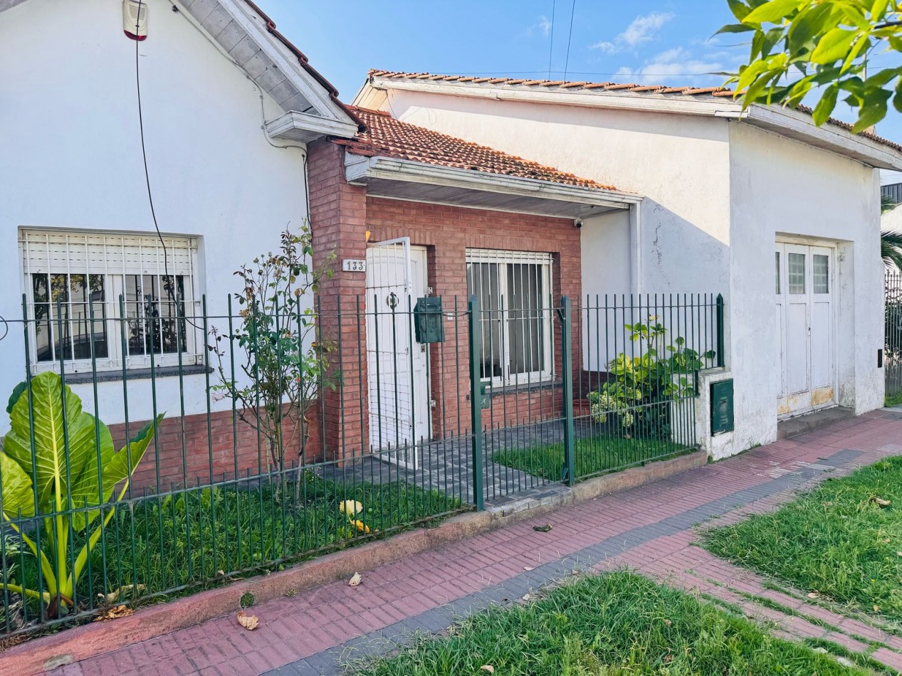 CHALET 3 AMBIENTES CON COCHERA - MAR DEL PLATA