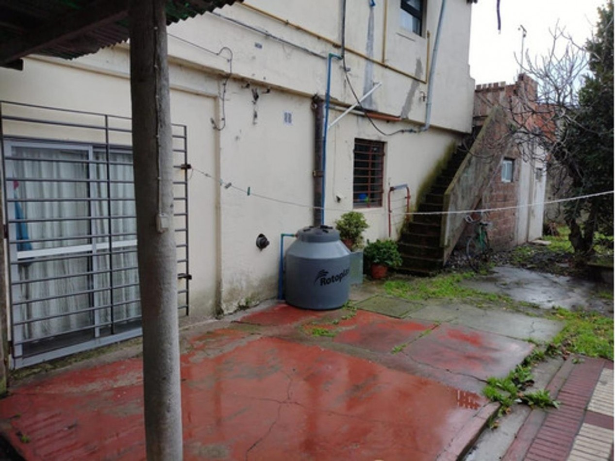 Casa 3 amb + 2 dptos 2 amb en block - Puerto