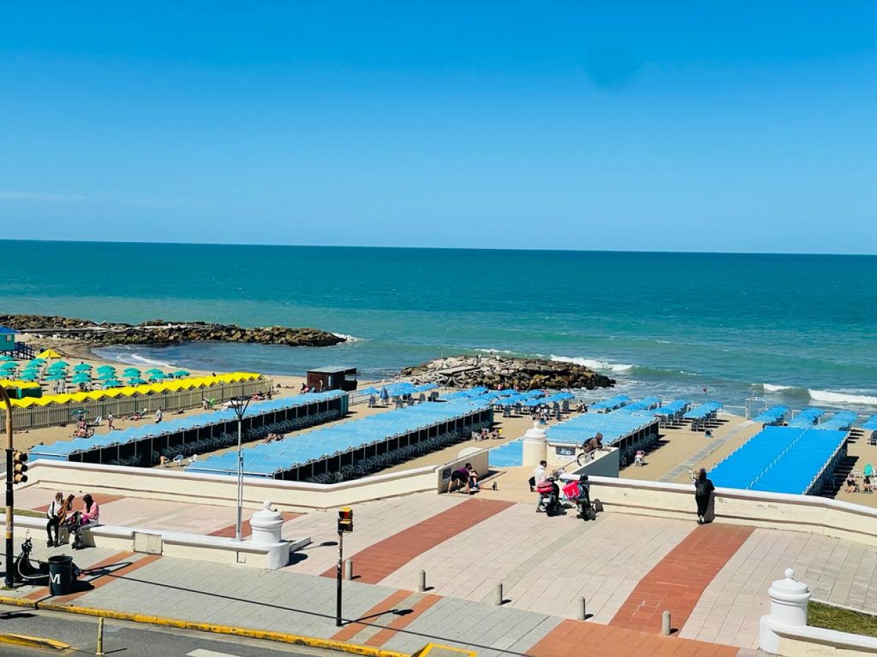 Semipiso frente al mar - La Perla