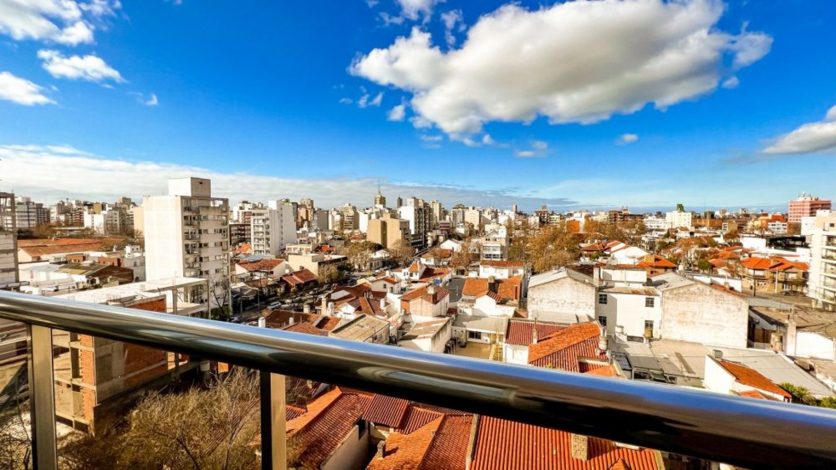 Semipiso 3 ambientes Con Cochera - Plaza Mitre