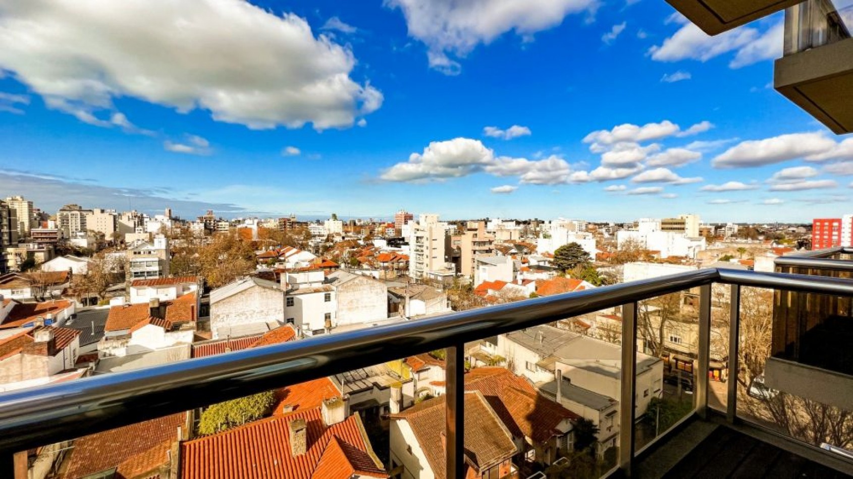Semipiso 3 ambientes Con Cochera - Plaza Mitre