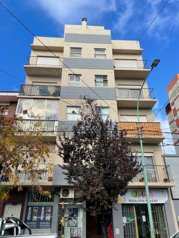 Departamento 2 ambientes a la calle - MACROCENTRO - Av. Indep - Mar del Plata VENTA