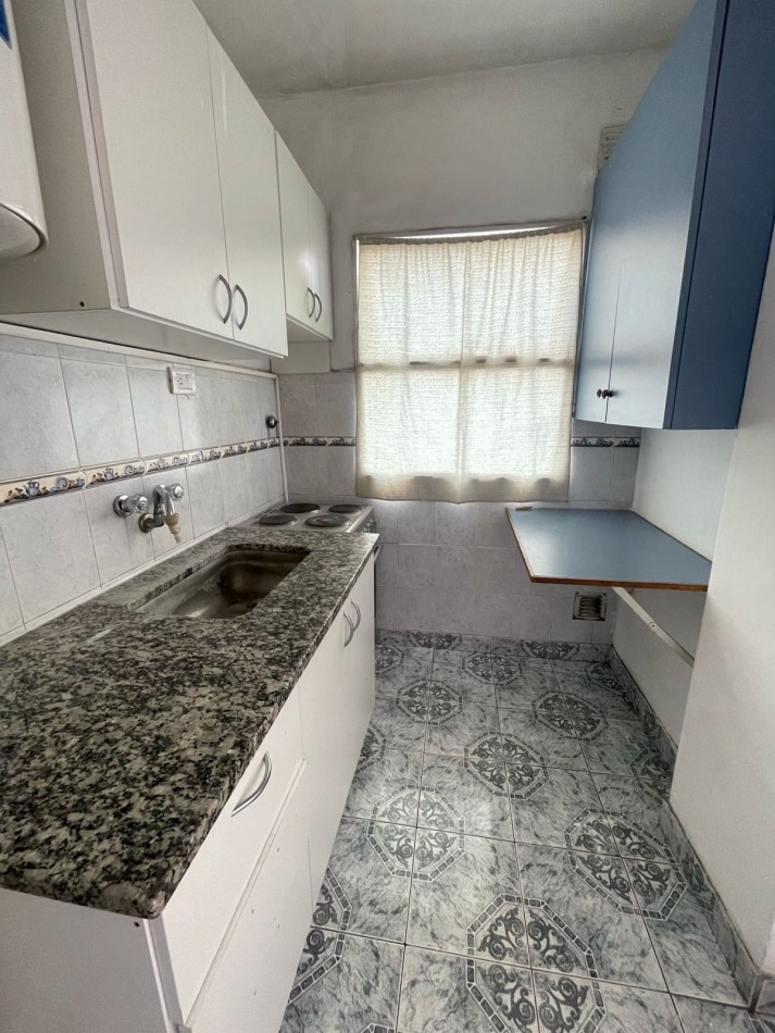 Departamento 2 ambientes a la calle - MACROCENTRO - Av. Indep - Mar del Plata VENTA
