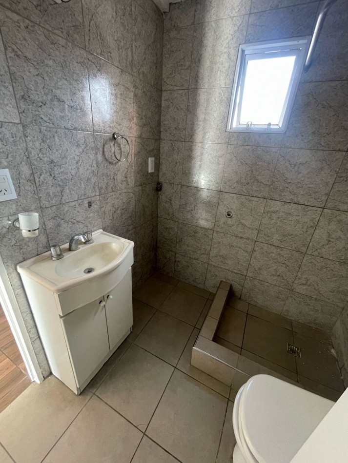 Departamento 2 ambientes a la calle - MACROCENTRO - Av. Indep - Mar del Plata VENTA