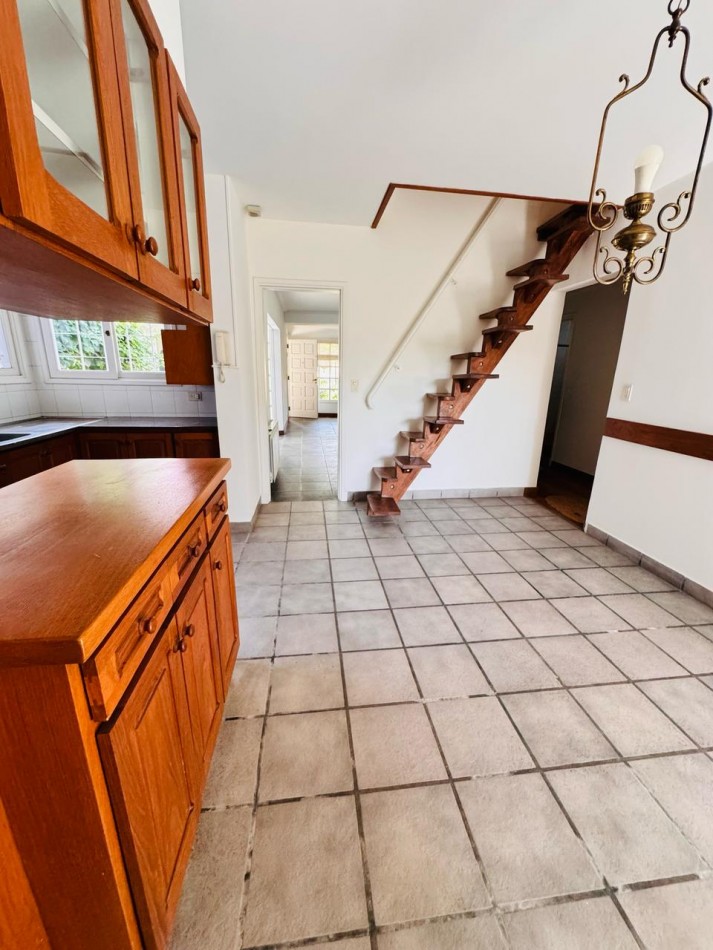 CHALET 5 AMBIENTES - ZONA MUNDIALISTA - APTO CREDITO