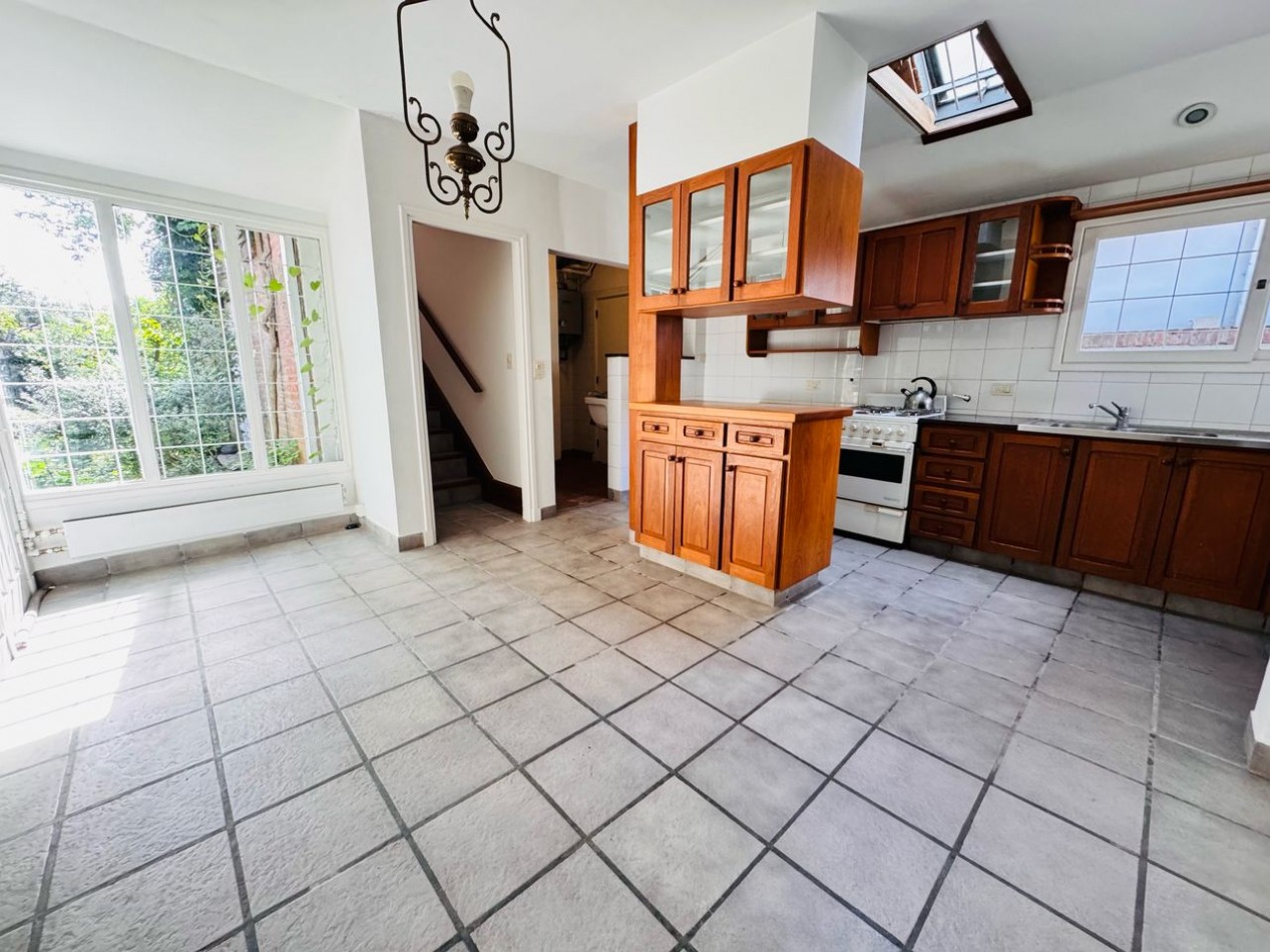 CHALET 5 AMBIENTES - ZONA MUNDIALISTA - APTO CREDITO