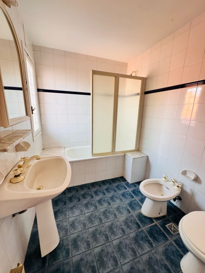 CHALET 5 AMBIENTES - ZONA MUNDIALISTA - APTO CREDITO