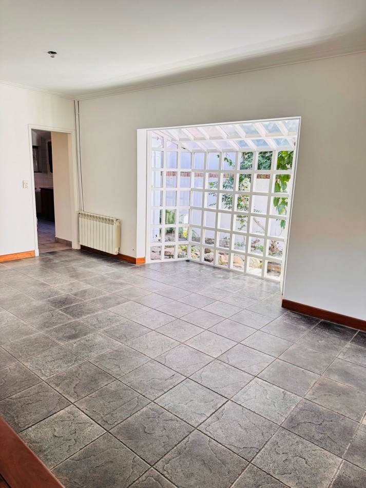 CHALET 5 AMBIENTES - ZONA MUNDIALISTA - APTO CREDITO