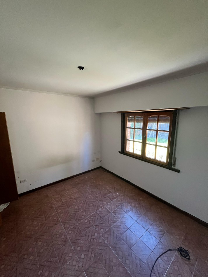 ALQUILER 24 MESES - PH 3 AMBIENTES CON GARAJE - LAS AVENIDAS -