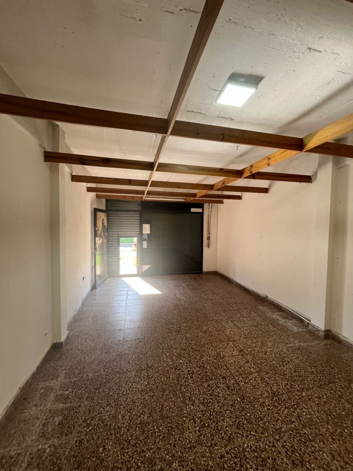 LOCAL COMERCIAL A LA CALLE - VILLA LOURDES - 24 MESES
