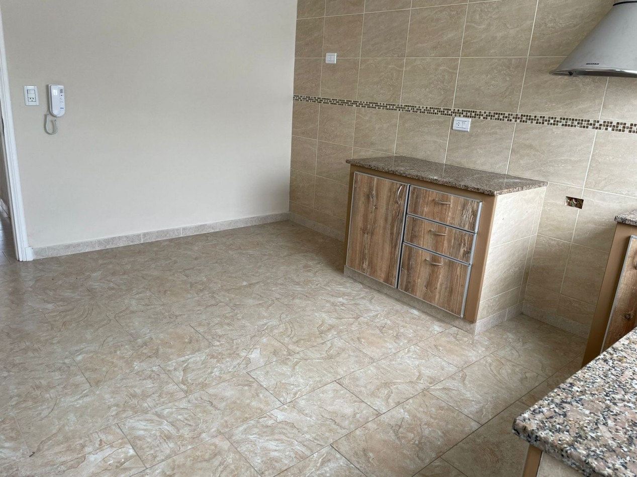 Duplex 3 amb con entrada de auto - Alquiler 24 meses - COLINAS DE PERALTA RAMOS -
