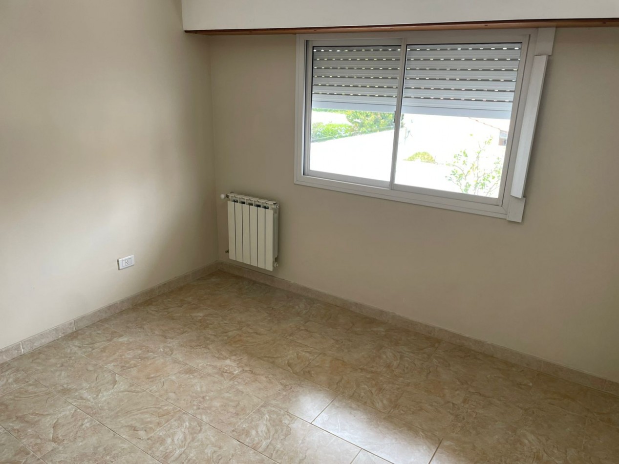 Duplex 3 amb con entrada de auto - Alquiler 24 meses - COLINAS DE PERALTA RAMOS -