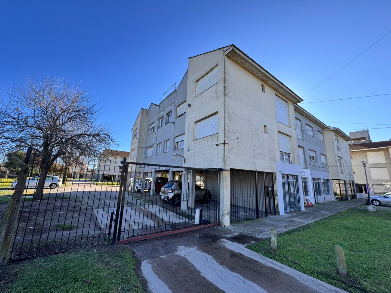 Departamento 3 ambientes con espacio de cochera - Santa Rita