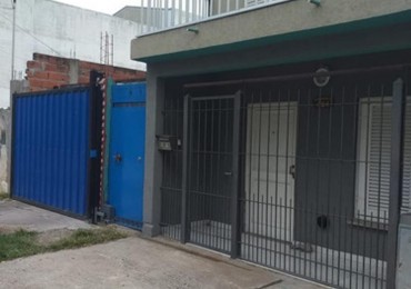 Deposito + Vivienda - Puerto 