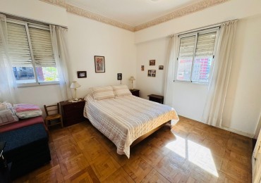 Departamento 4 ambientes al frente - Varese