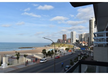 Semipiso frente al mar - La Perla 