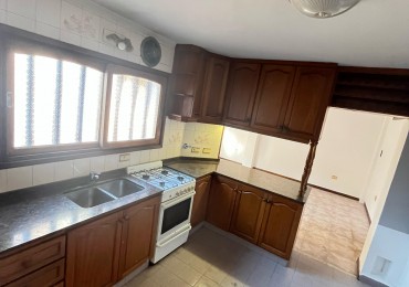 ALQUILER 24 MESES - PH 3 AMBIENTES CON GARAJE - LAS AVENIDAS - 